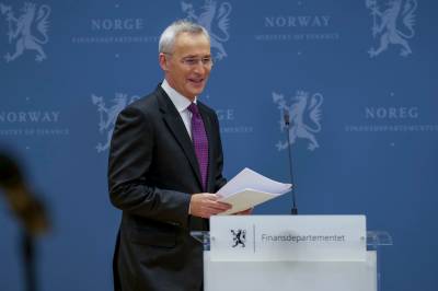 Skattebomben: Finansminister Jens Stoltenberg kaller inn til pressekonferanse