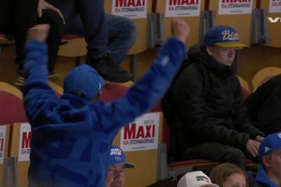Dylan McLaughlin med mål mot Frölunda
