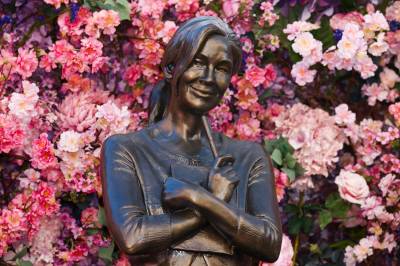 Bridget Jones har fått egen statue