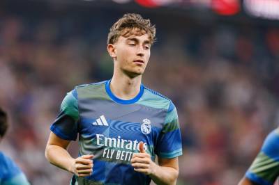 Real Madrid-spiller Dean Huijsen beklager rasistisk asiatisk vits, men klubben gjorde det verre