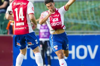 Debutant (15) reddet poeng