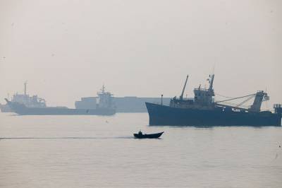 Iran sier de har angrepet tankskip i Hormuzstredet