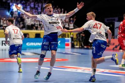 Elleville scener i håndball-EM – Færøyene i ekstase