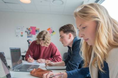 Slår alarm om realfags­krise