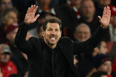 Daily Mail: Diego Simeone skal ha dyttet Arsenal-sjef