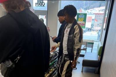 Oliver (21) møtte verdensstjernen i Bergen: – Jeg fikk helt sjokk