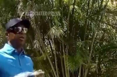 Gestikulerer foran politiet: - Jeg snakket bare med presidenten