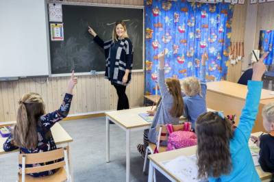 Fritt hjemme, strengt på skolen: – Kontrasten forvirrer barna