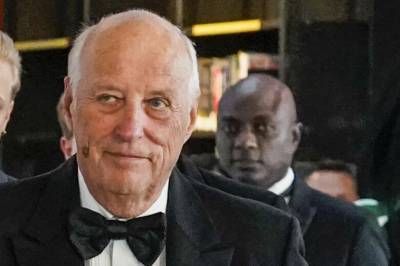 – Durek Verrett tror han er noe, kong Harald er noe