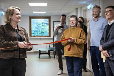 Åpner botilbudpå hemmelig adresse