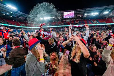 Enorm kalddusj – så gikk stemningen i taket på Ullevaal
