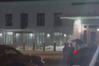 Høye smell og røyk ved USAs  ambassade i Oslo - 2.mov