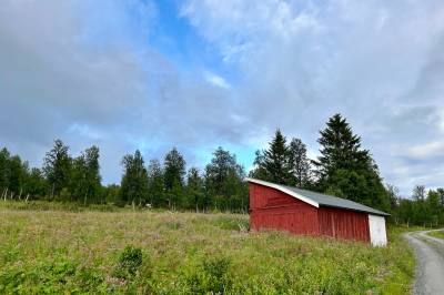 Røros kommune varsler tvangsmulkt og riving etter ulovlig bygging på setereiendom