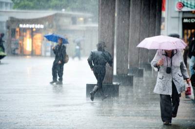 Meteorologen: – Ser ut som at regnet er kommet for å bli