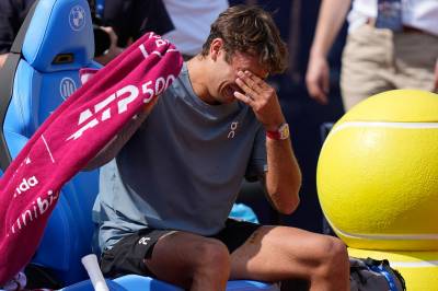 Tennisstjernen Flavio Cobolli brøt sammen – dediserte seier til avdød 13-åring