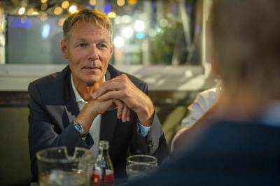 Planla å bygge til barna – nå selger han