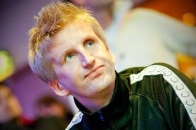 Pokerlegenden Andreas Høivold (53) er død