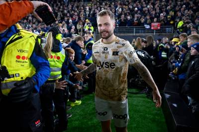 width=device-width, initial-scale=1, viewport-fit=cover