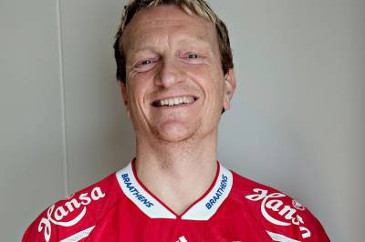 Erik Hanøys cuptrøbbel: – Damene skrudde på sjarmen