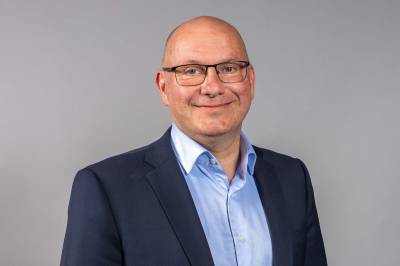 Fra støvete permer til digital sikkerhet