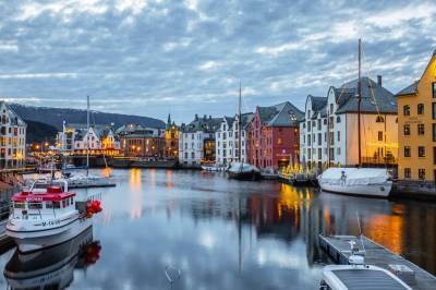 Mann rømte fra politiarrest i Ålesund