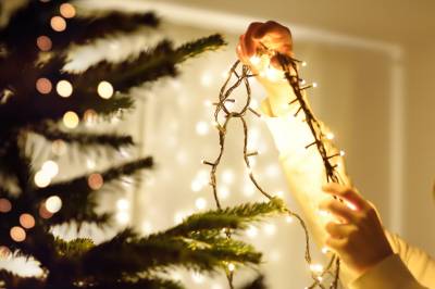 Advarer mot billig julepynt fra utlandet