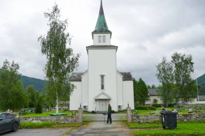 Åpen kirke etter dødsulykke i Korgen