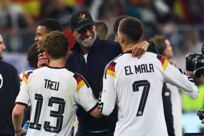Klopp fikk sin første seier med Tyskland – Hellas avga poeng etter Tzolis-skade