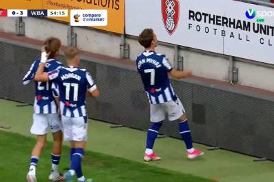 Felix Horn Myhre med sin første scoring for West Bromwich