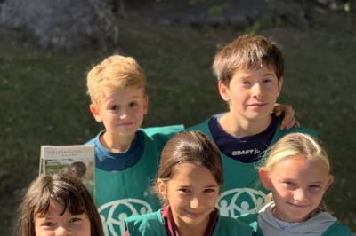 Tyrifjord-elever starter skoleåret med å hjelpe