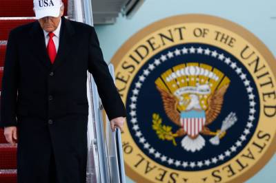 USA stanser behandling av innvandrervisum fra over 70 land