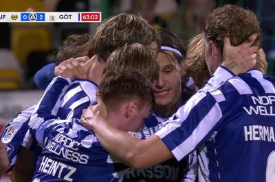 Alexander Simmelhack setter 2-0 mot Mjällby