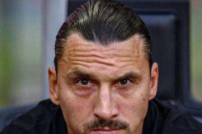 Stenger Zlatan ute fra garderoben