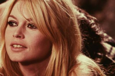 Skuepilleren er død