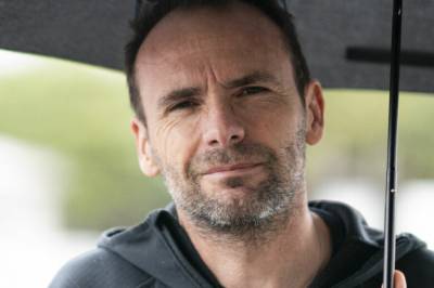 Advarer om kjøretøy: – Jeg var en millimeter fra å bli lam