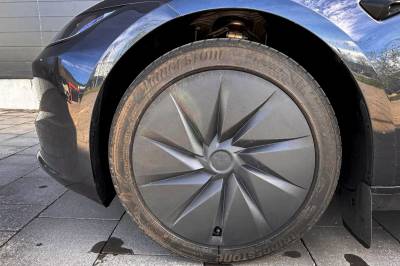 Tesla-leveransene på felgen – modell kraftig forsinket