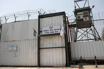 Palestinsk tenåring sultet i israelsk fengsel