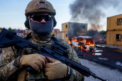 Fra fronten i Ukraina og nesten til Hotel California