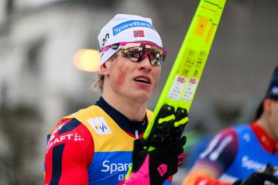 Klæbo tatt ut til USA-avslutning – deltakelsen i det blå