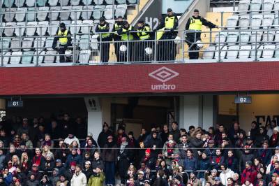 Kamp i Sverige stanset etter slagsmål