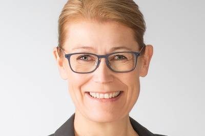 width=device-width, initial-scale=1