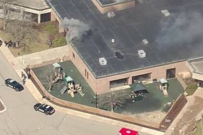 Skyteepisode ved synagoge i USA