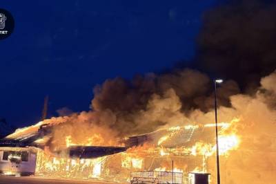 Kraftig brann på campingplass i Bodø