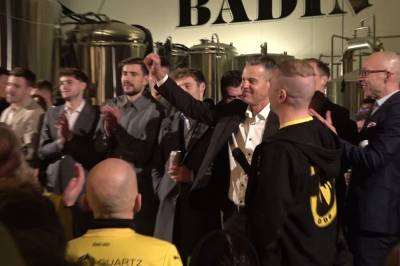 Her hylles Sølv-Knutsen på supporterfest