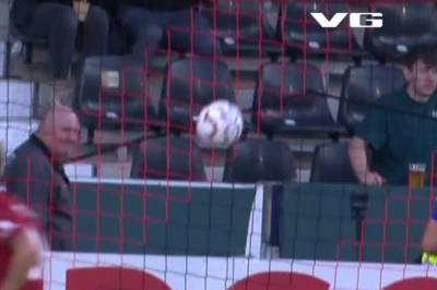 Short Goal by Fabian Eisele