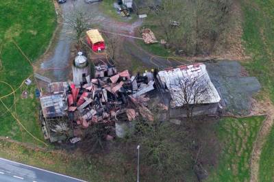 108 griser omkom i fjøsbrann: Kommer med krystallklar advarsel til bøndene
