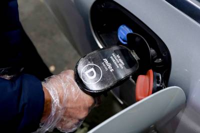 Drivstoffavgiftene bør kuttes nå