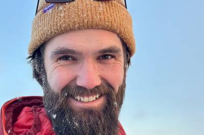 Christoffer var i ferd med å gi opp bilen sin. Så kom naboen.