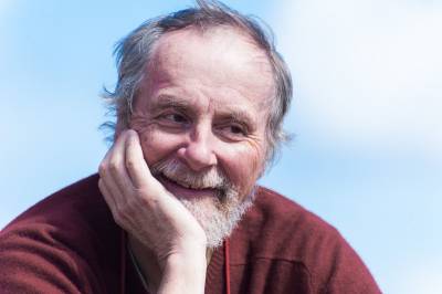  Professor om KI: – Vi må forstå mer av det som skjer inne i boksen