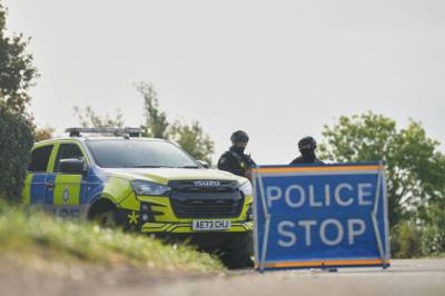 Alle fem pågrepne ved britisk flybase er britiske statsborgere